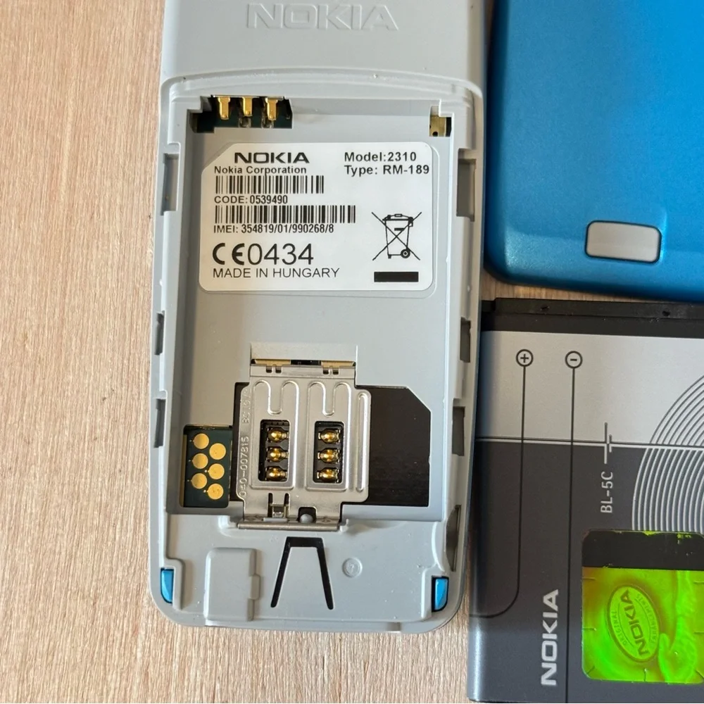 Nokia Mobile Phone Model:2310 Blue Turns On-No Charger “UNTESTED”Read Info Blw!